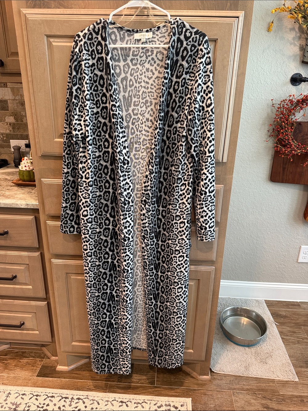 Umgee black and gray leopard open cardigan-long